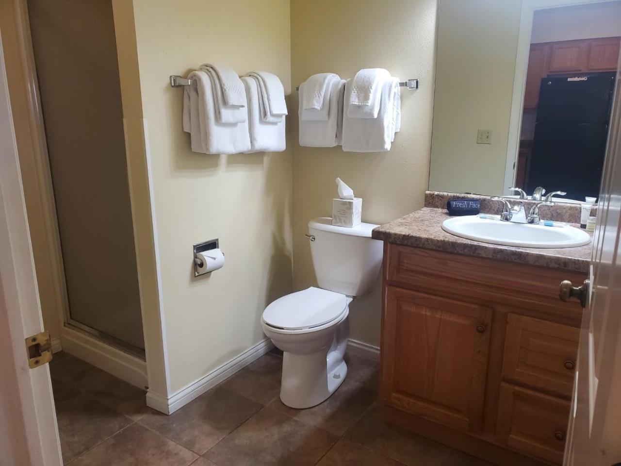 Tamarack Wisconsin Dells, A Ramada By Wyndham Hotel Lake Delton Ngoại thất bức ảnh